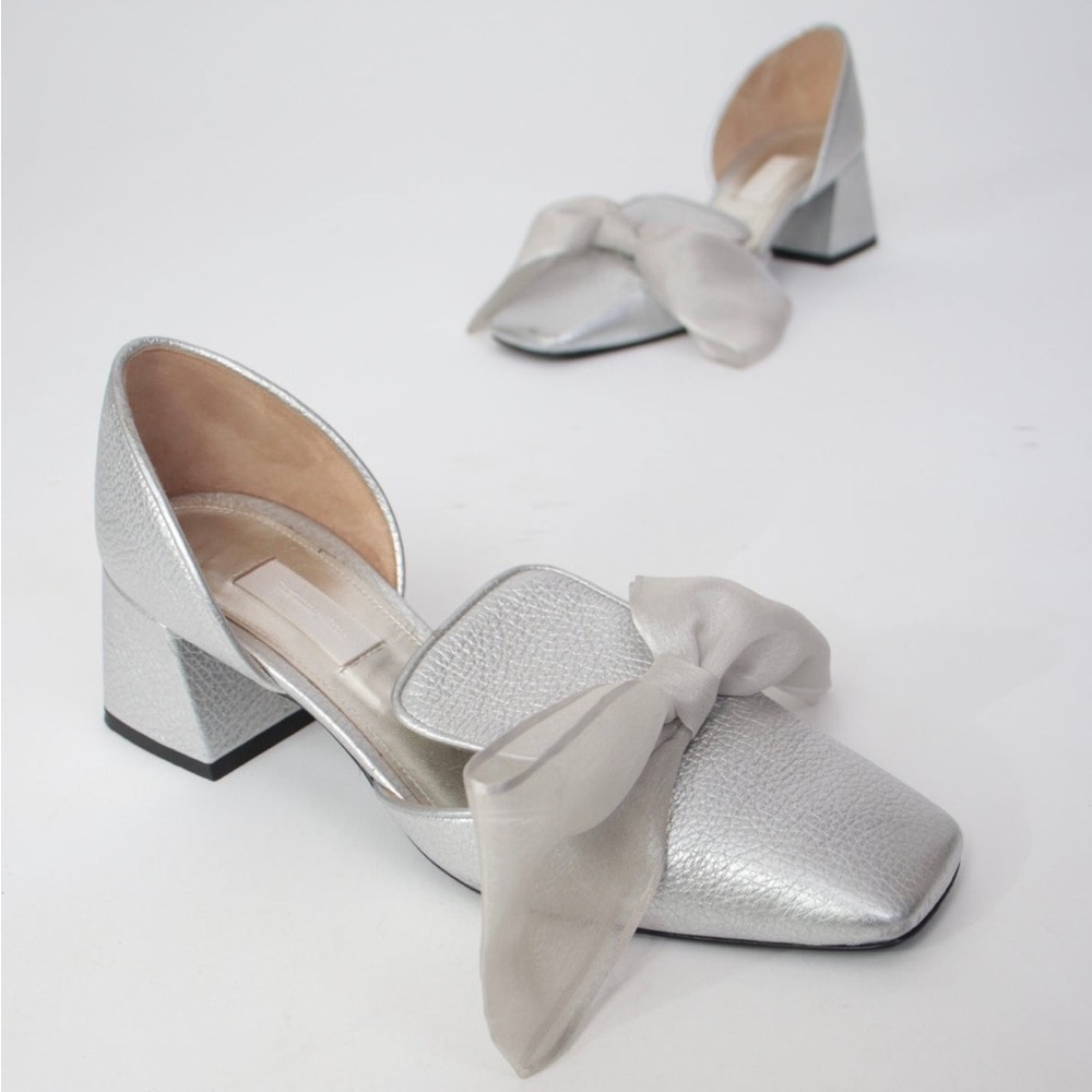 Suzanne Rae Metallic Silver Pebbled Leather Bow D'Orsay Mid Heel Loafers NEW